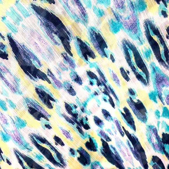 3 for $25!!! Denver Hayes short sleeve shirt, size Small. - Picture 2 of 2